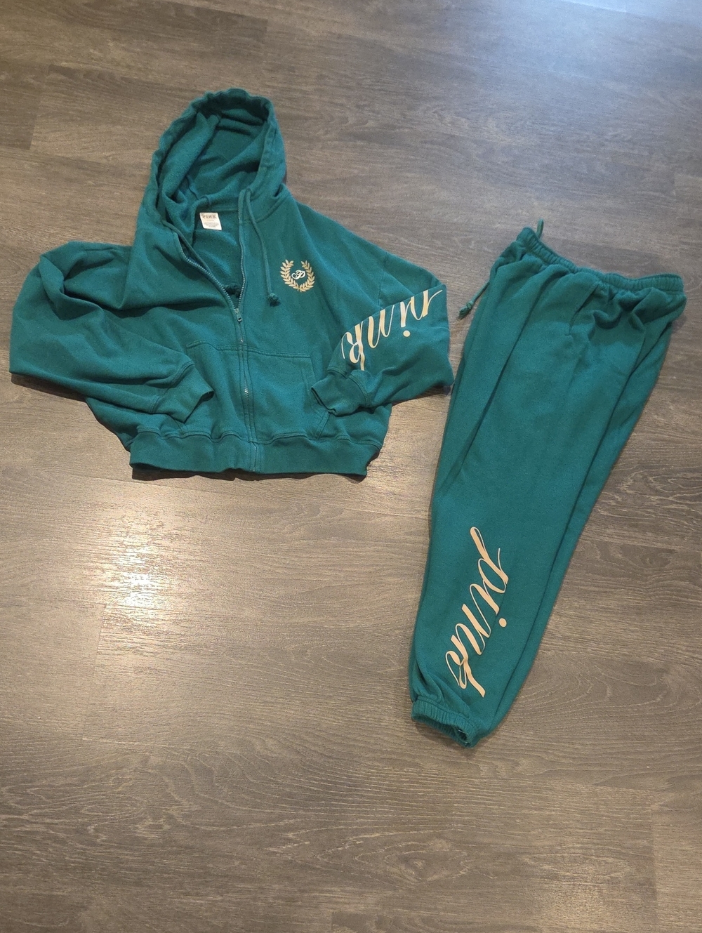 VS PINK Green Fleece Track Jogger Set Size M
